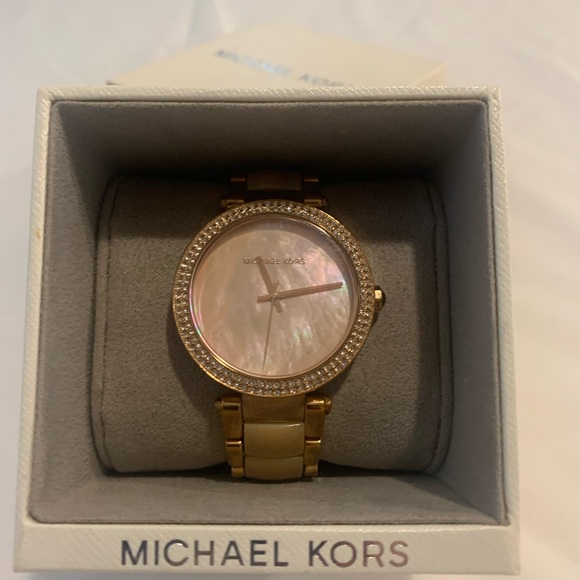 Michael Kors rose gold watch